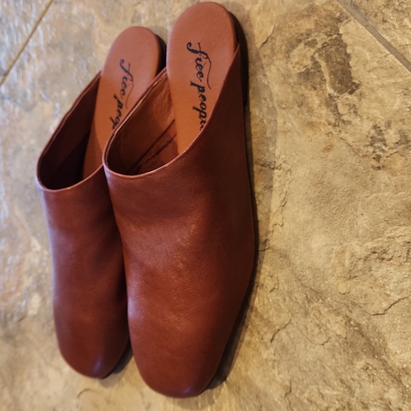 Free People Reese Leather Flat Brown Size 38 NWT - Picture 2 of 7